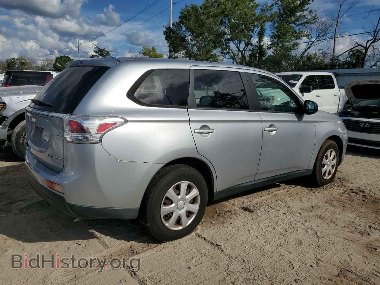 2014 MITSUBISHI OUTLANDER - VIN: JA4AD2A31EZ017237 - Фото 3
