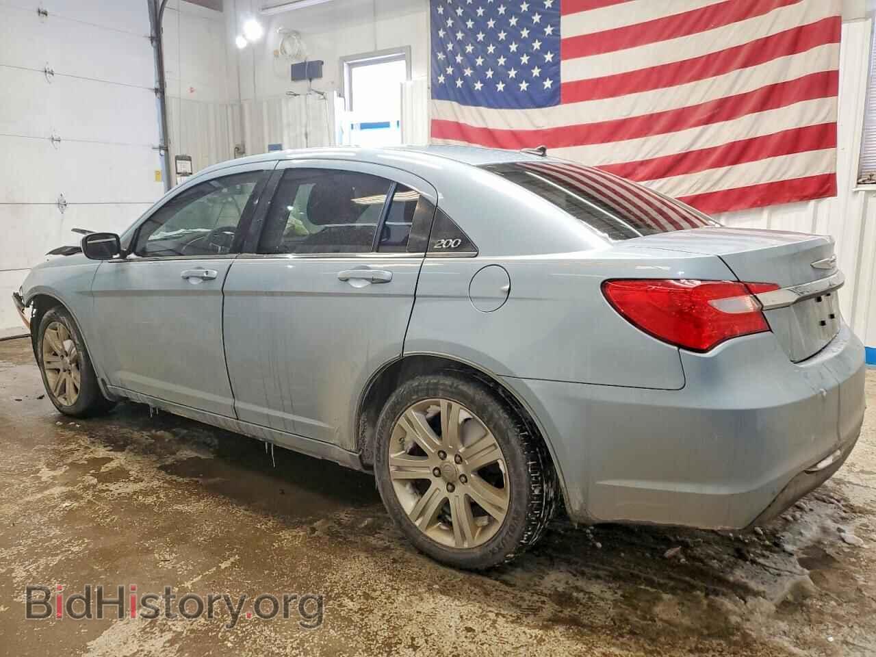 2013 CHRYSLER 200 - VIN: 1C3CCBBB9DN593448 - Фото 2