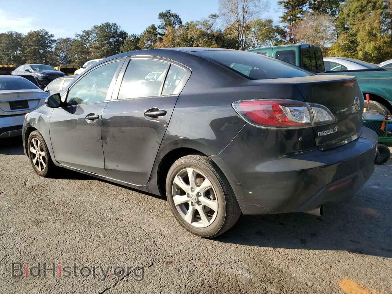 2011 MAZDA 3 - VIN: JM1BL1VF5B1459931 - Фото 2