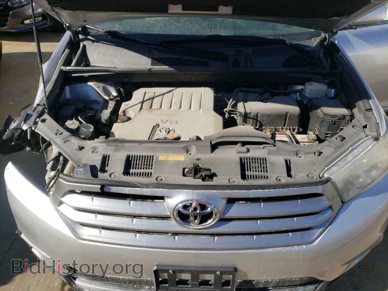 2011 TOYOTA HIGHLANDER - VIN: 5TDBK3EHXBS044249 - Фото 11