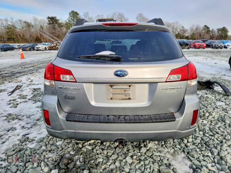 2011 Subaru OUTBACK (VIN 4S4BRBCC4B3313615) — photo 6 of 15