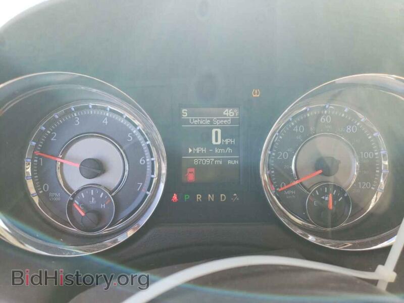 2016 Chrysler MINIVAN (VIN 2C4RC1CG6GR190271) — photo 9 of 13