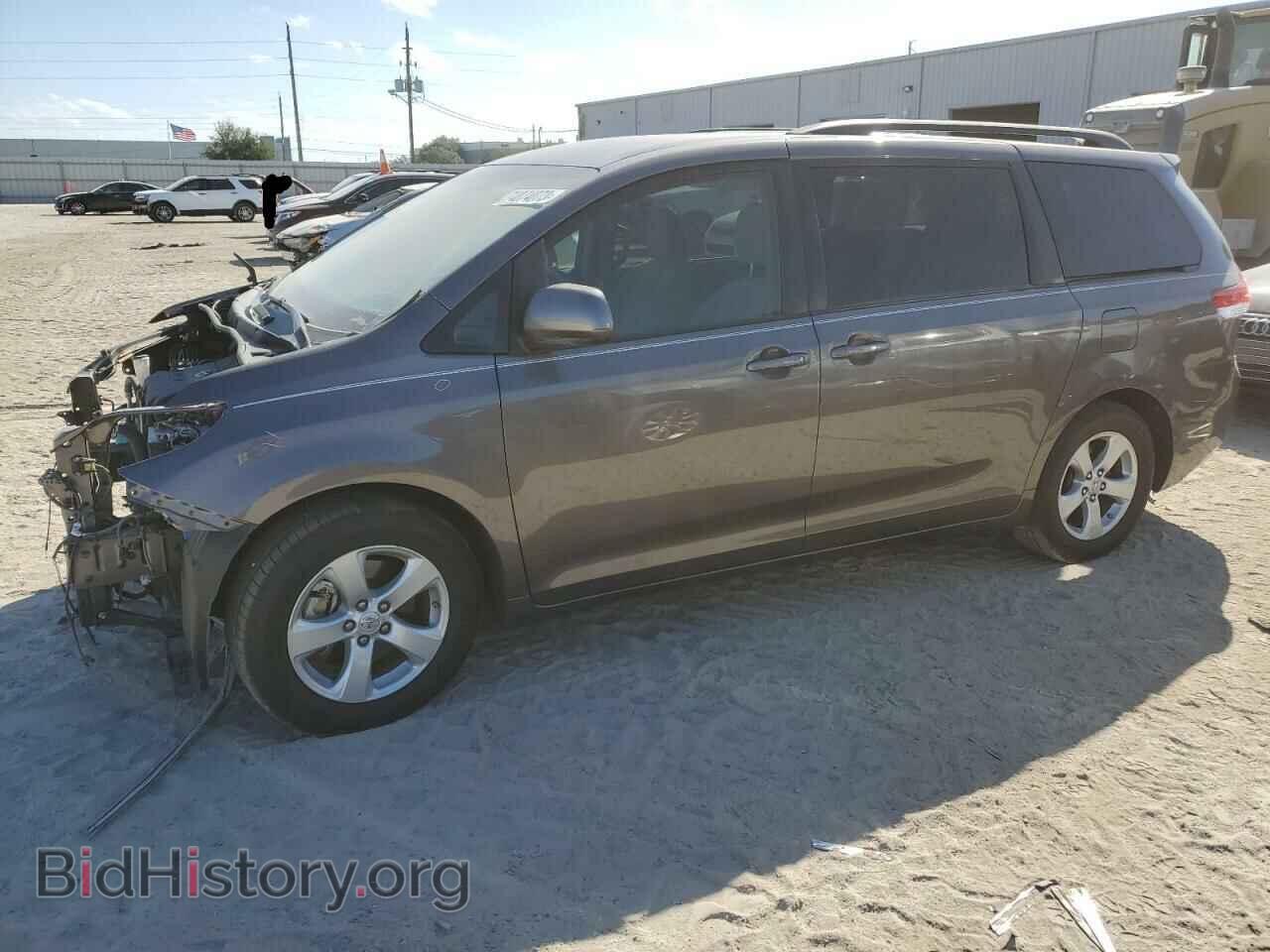 Photo 5TDKK3DC9CS203768 - TOYOTA All Models 2012