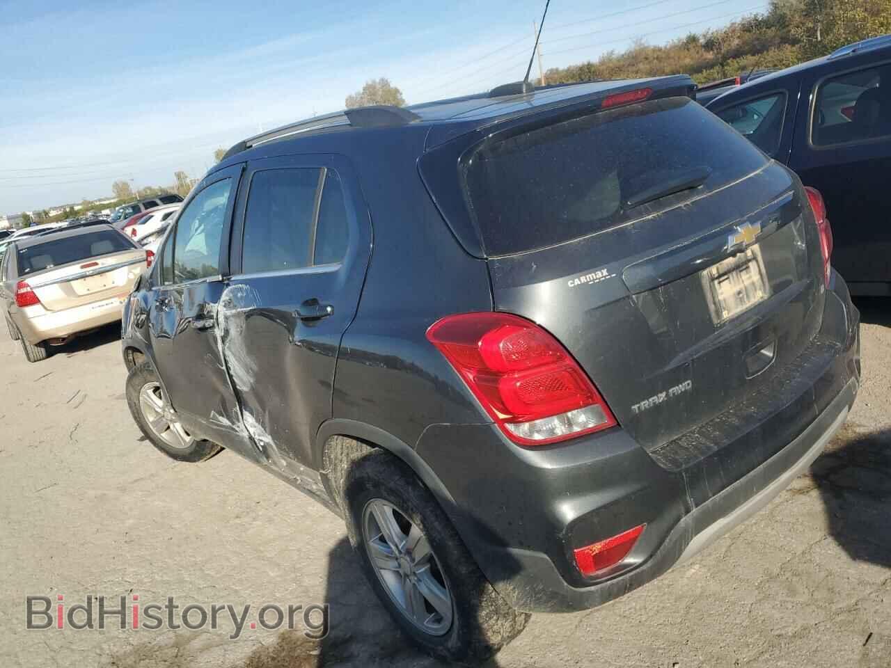 2017 CHEVROLET TRAX - VIN: 3GNCJPSB8HL280693 - Фото 2