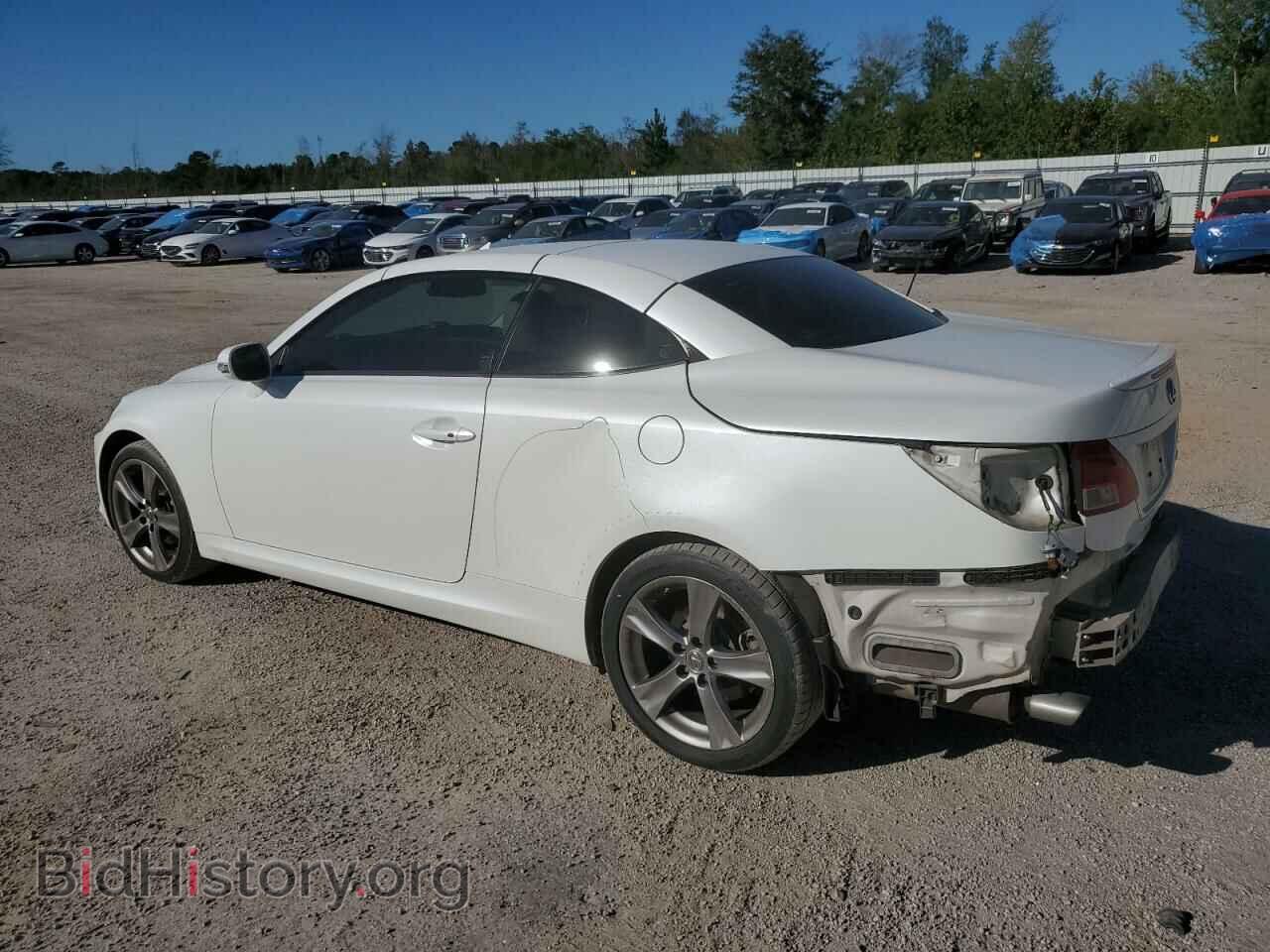 2014 LEXUS IS - VIN: JTHFF2C23E2529745 - Photo 2