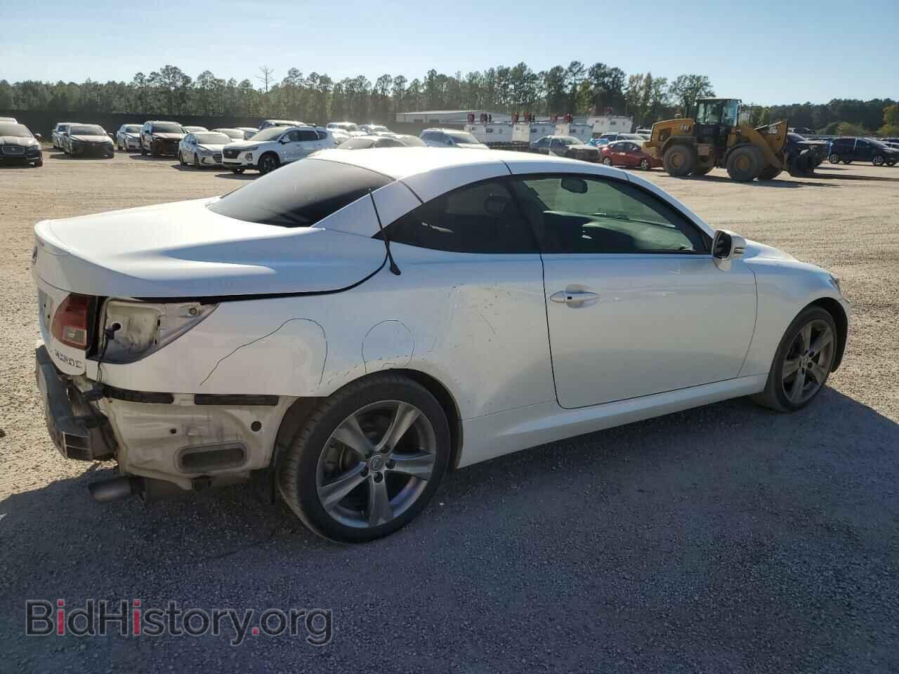 2014 LEXUS IS - VIN: JTHFF2C23E2529745 - Photo 3