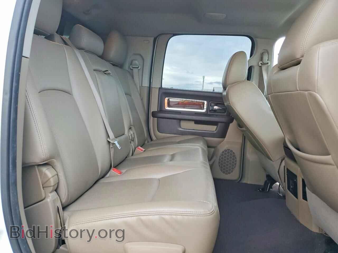 2011 DODGE All Models - VIN: 3D7UT2HL7BG628872 - Фото 10