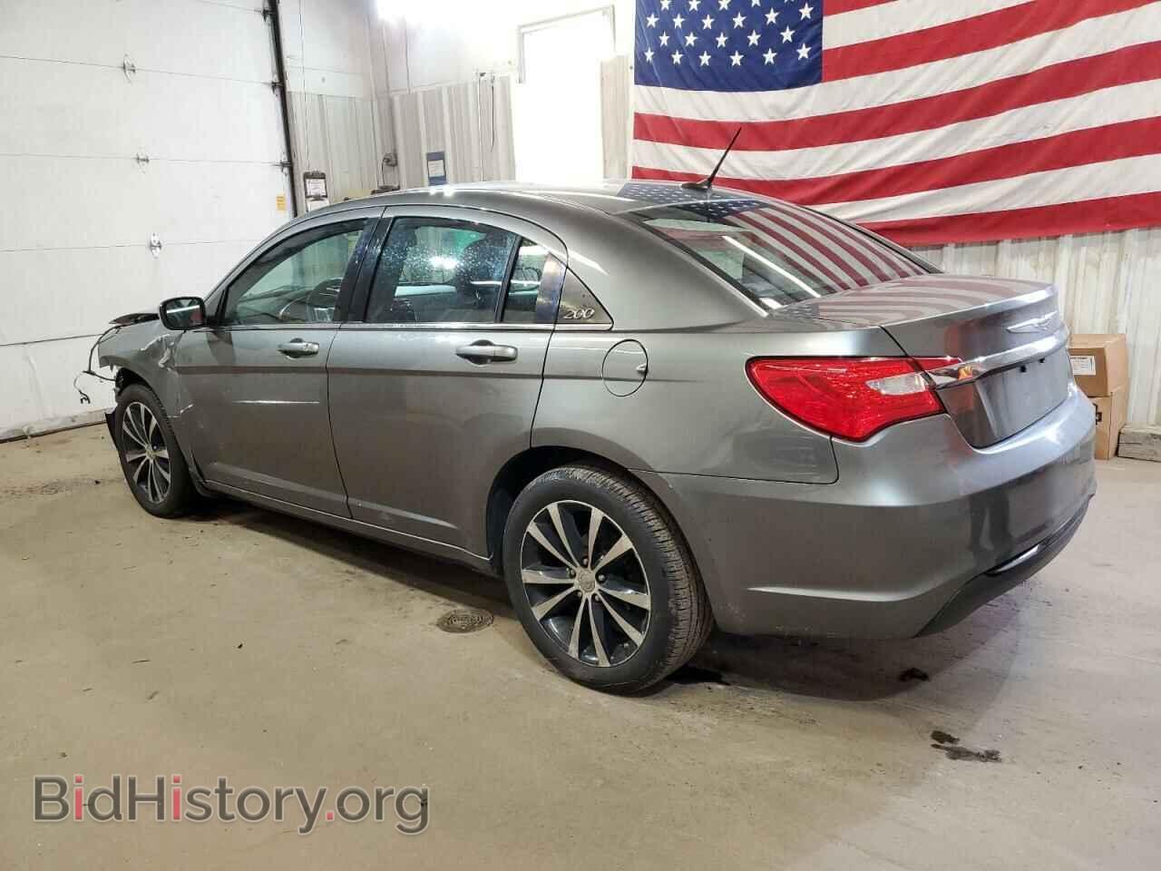 2013 CHRYSLER 200 - VIN: 1C3CCBBB5DN595133 - Фото 2