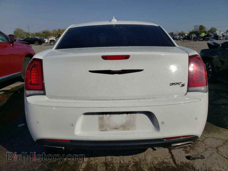 2021 Chrysler 300 (VIN 2C3CCABG1MH545893) — фото 6 из 13