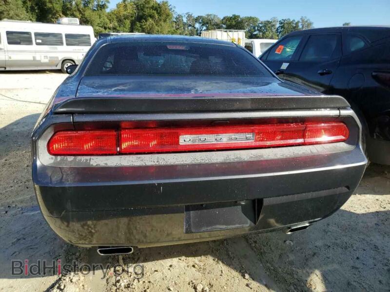 2014 Dodge CHALLENGER (VIN 2C3CDYAG5EH126910) — photo 6 of 13