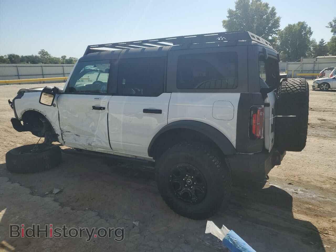 2023 FORD BRONCO - VIN: 1FMEE5DP8PLA85444 - Photo 2