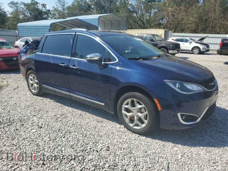 2019 Chrysler PACIFICA (VIN 2C4RC1GG9KR639901) — photo 4 of 13