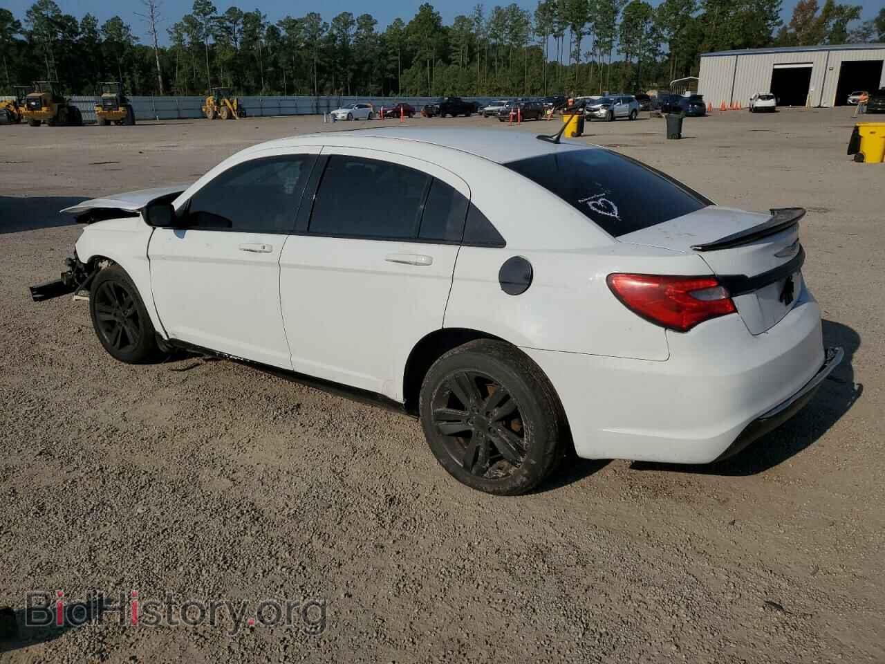 2012 CHRYSLER 200 - VIN: 1C3CCBBG0CN184846 - Фото 2