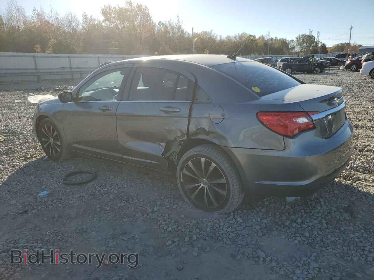 2013 CHRYSLER 200 - VIN: 1C3CCBBB8DN584496 - Фото 2