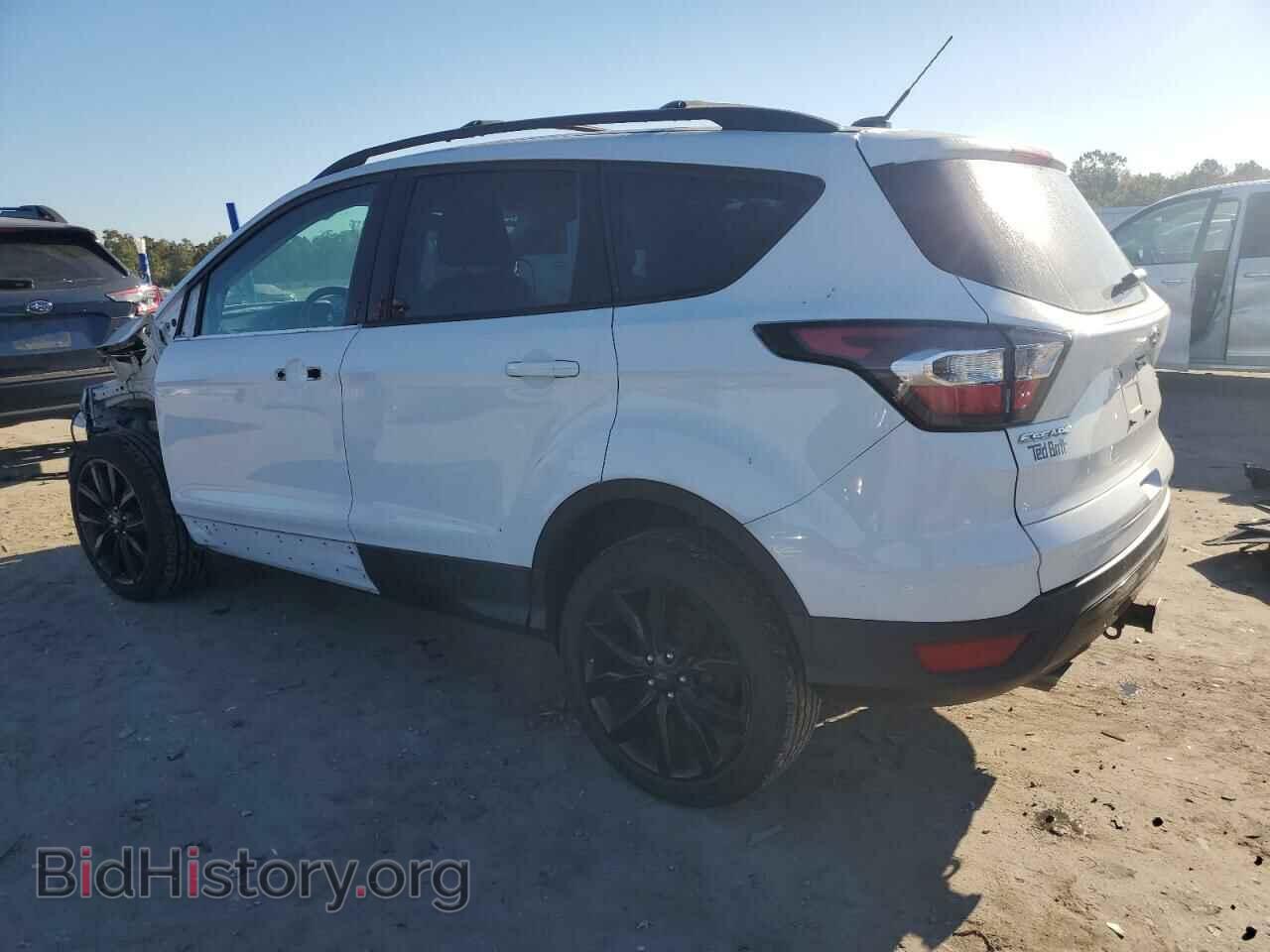 2017 FORD ESCAPE - VIN: 1FMCU9G91HUB74573 - Фото 2