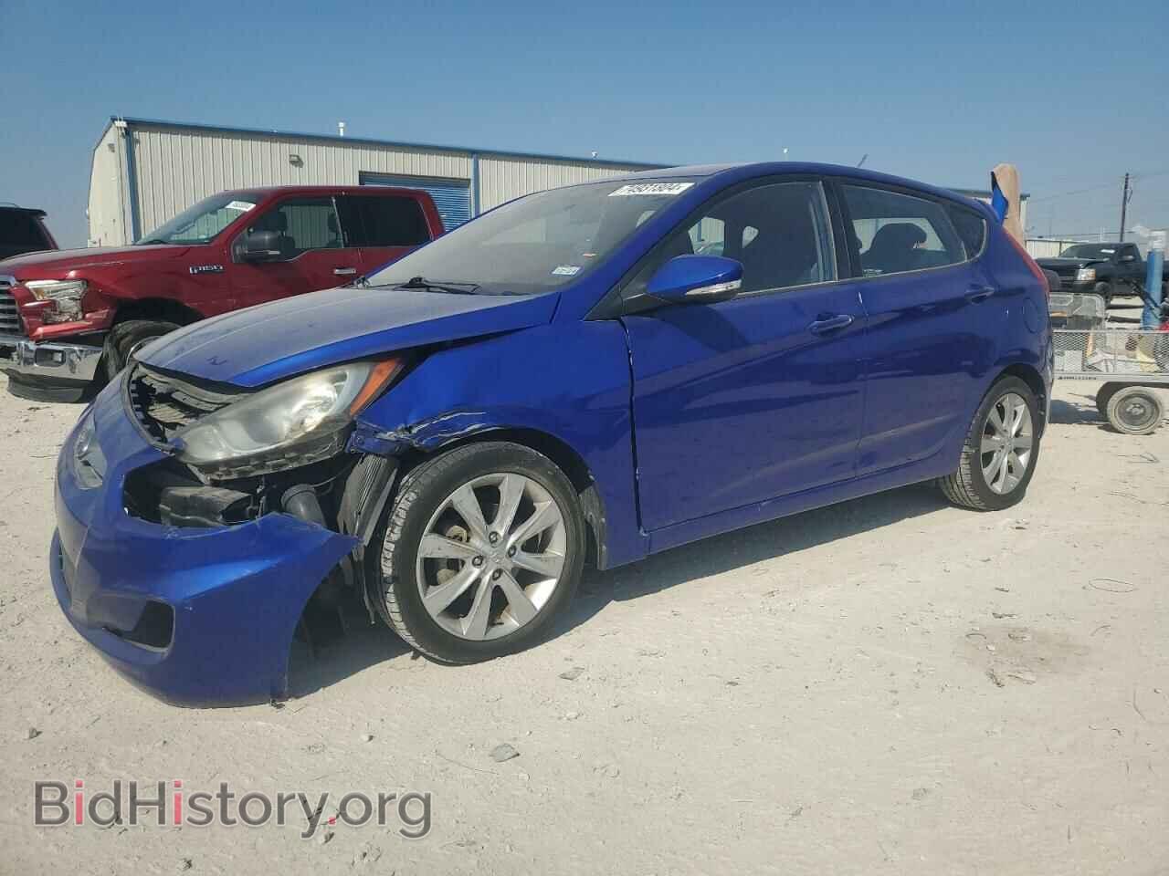 Photo KMHCU5AE3DU105568 - HYUNDAI ACCENT 2013