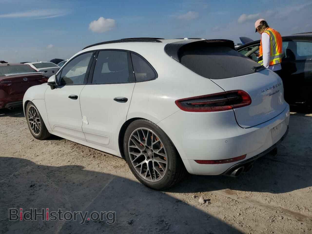 2017 PORSCHE MACAN - VIN: WP1AF2A57HLB61835 - Фото 2