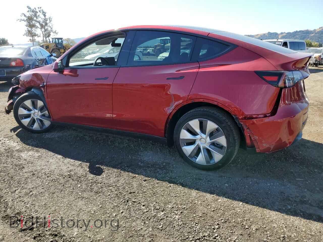 2024 TESLA MODEL Y - VIN: 7SAYGDEE6RF071151 - Фото 2