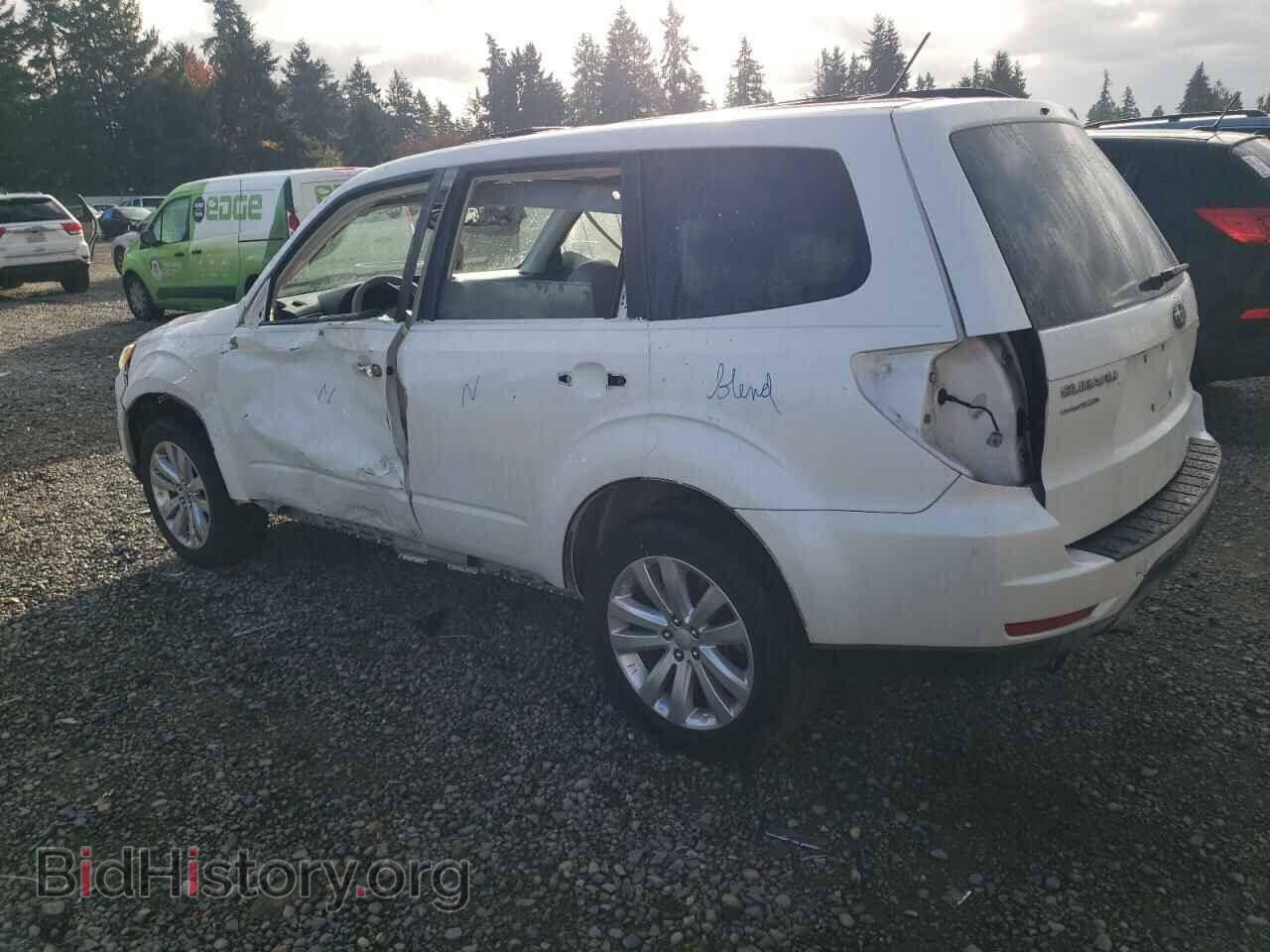 2011 SUBARU FORESTER - VIN: JF2SHAECXBH734130 - Фото 2