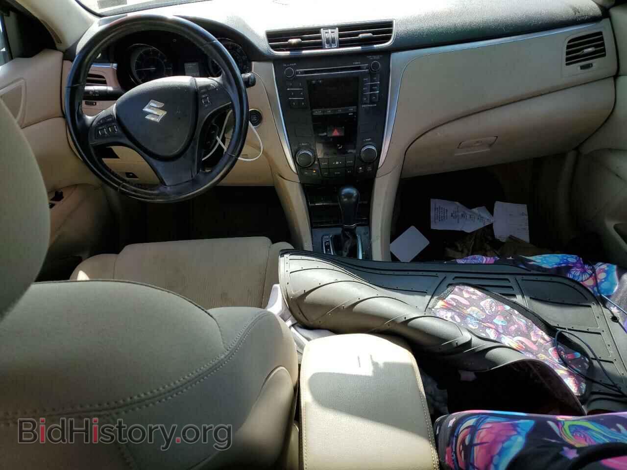 2010 SUZUKI KIZASHI - VIN: JS2RE9A33A6100894 - Photo 8