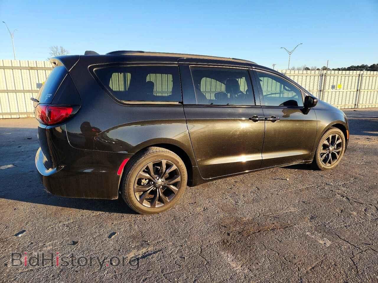 2018 CHRYSLER PACIFICA - VIN: 2C4RC1FGXJR362000 - Photo 3