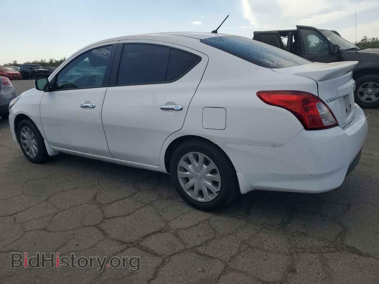 2016 NISSAN VERSA - VIN: 3N1CN7AP7GL917682 - Фото 2