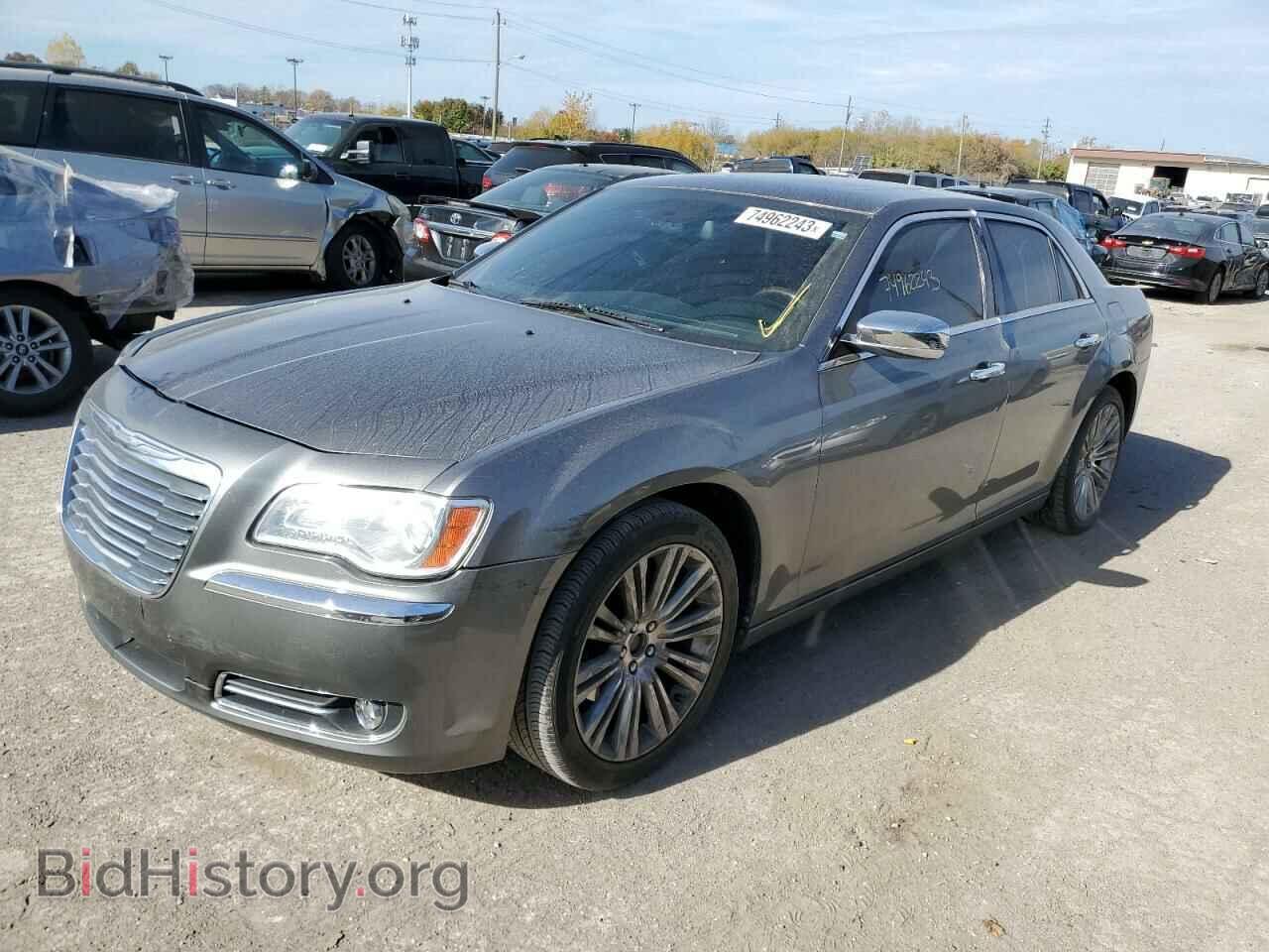 Photo 2C3CA6CTXBH585059 - CHRYSLER 300 2011