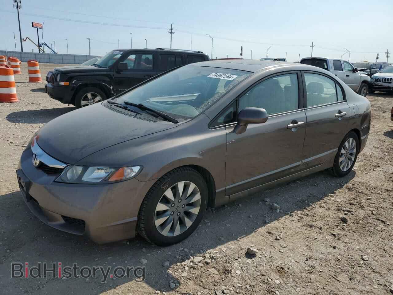 Photo 19XFA16869E046480 - HONDA CIVIC 2009