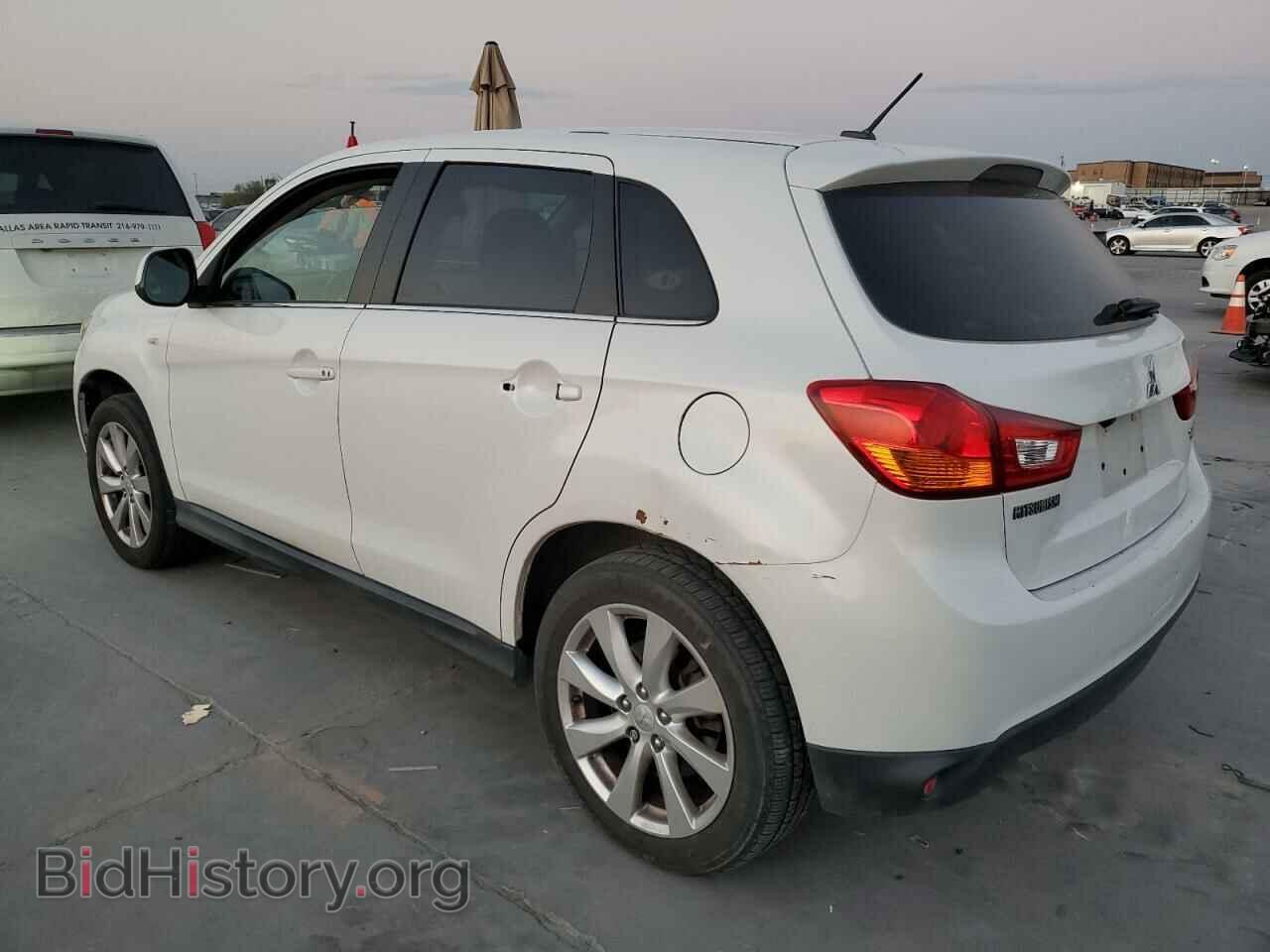 2015 MITSUBISHI OUTLANDER - VIN: 4A4AP4AU0FE041872 - Фото 2