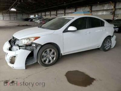 2011 Mazda 3 I, белый — VIN JM1BL1UF2B1437323, Copart