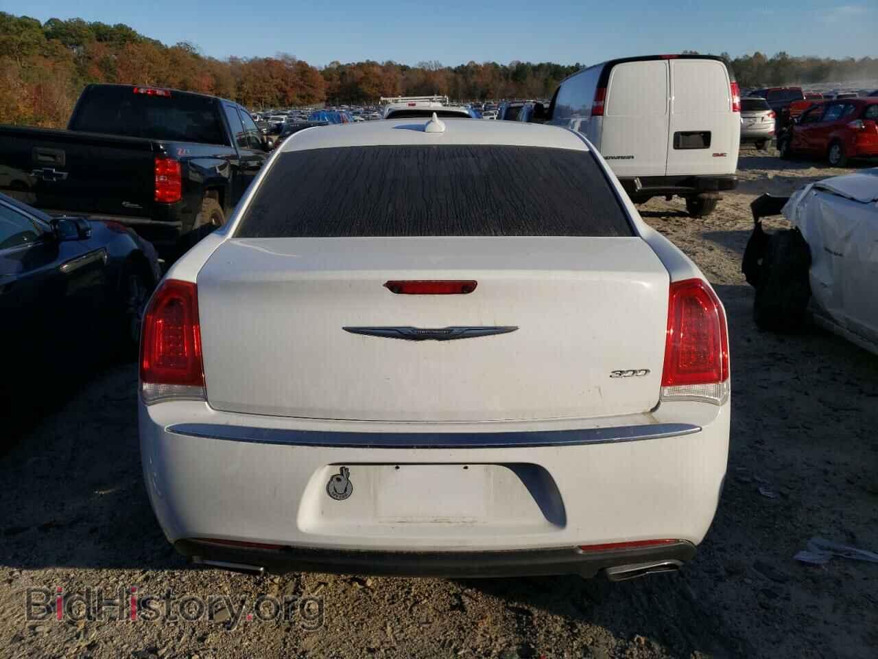 2016 CHRYSLER 300 - VIN: 2C3CCAAG4GH117919 - Фото 6