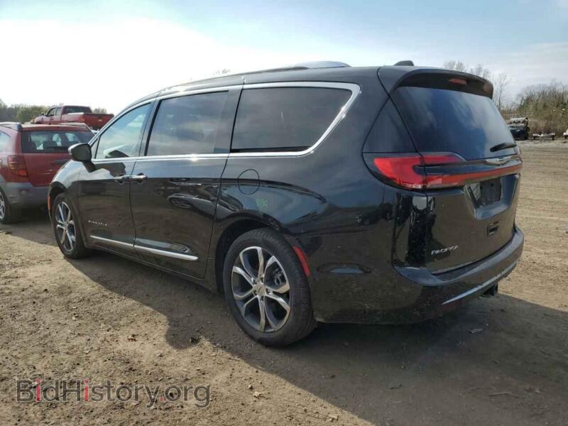 2022 Chrysler PACIFICA (VIN 2C4RC1PG5NR143241) — photo 2 of 13