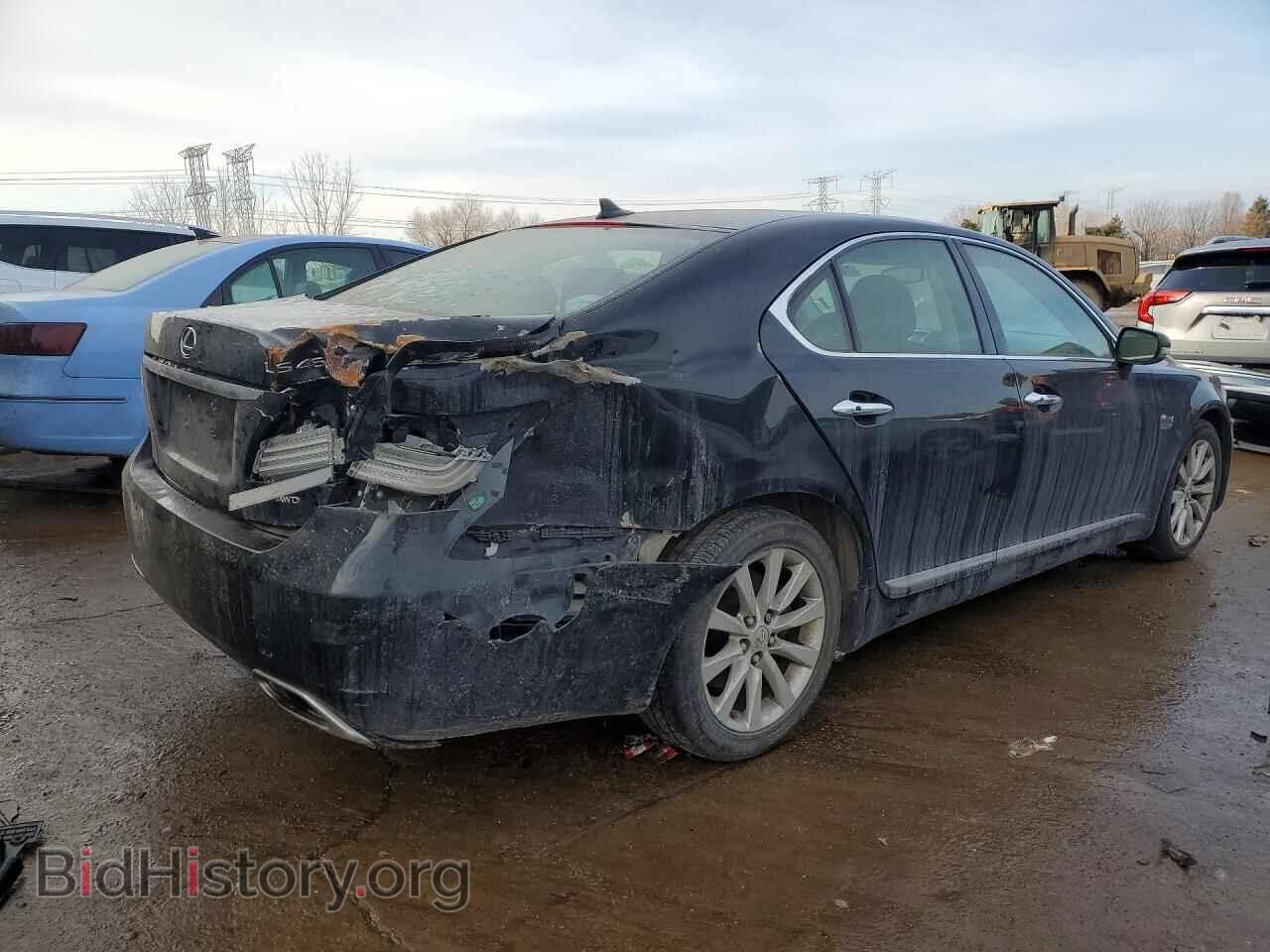 2012 LEXUS LS460 - VIN: JTHCL5EF3C5012521 - Photo 3