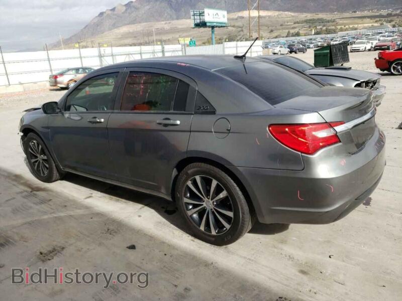 2013 Chrysler 200 (VIN 1C3CCBBB7DN516366) — фото 2 из 12