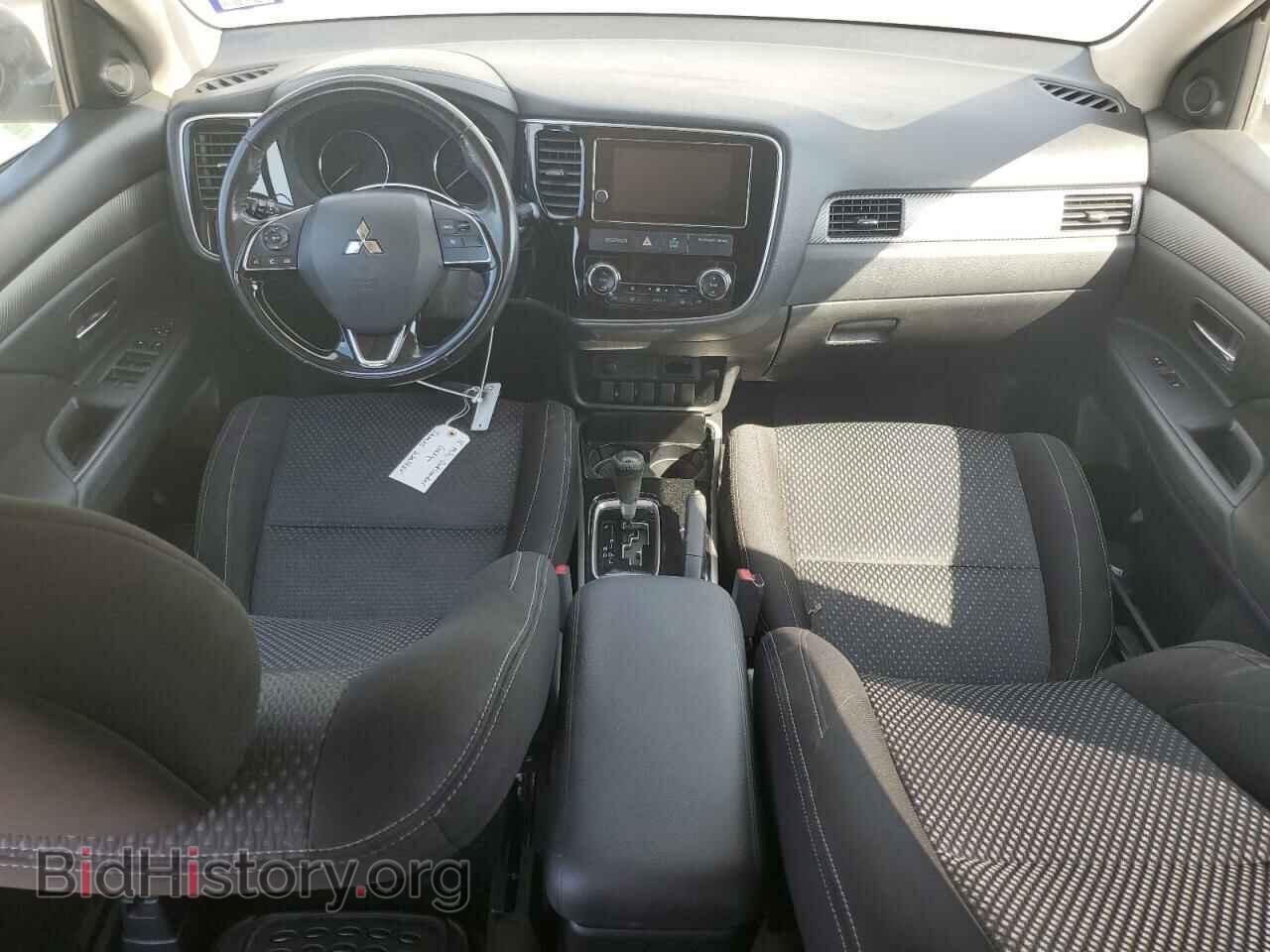 2018 MITSUBISHI OUTLANDER - VIN: JA4AD3A35JZ002000 - Фото 8