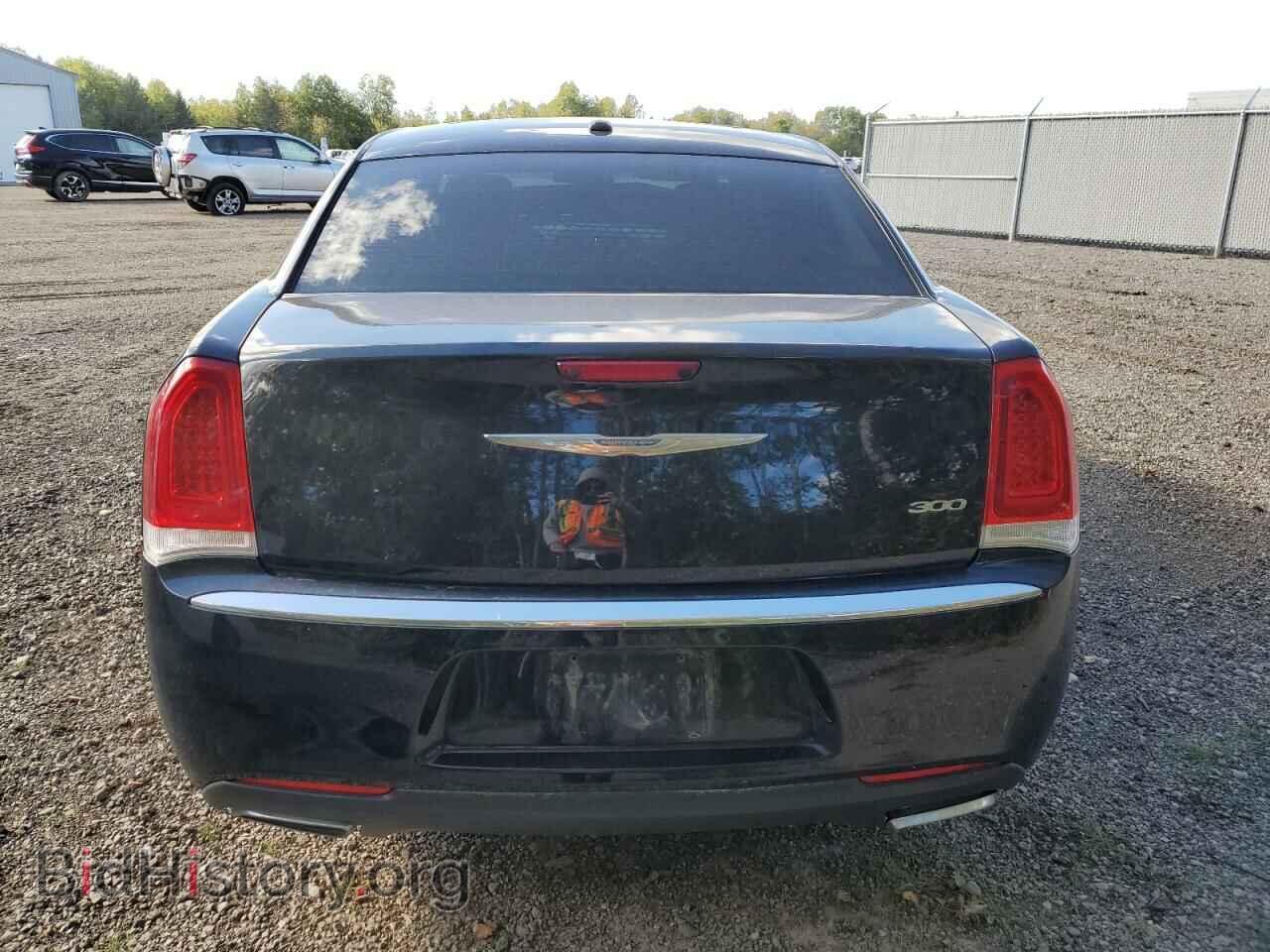 2017 CHRYSLER 300 - VIN: 2C3CCAAG6HH585720 - Фото 6