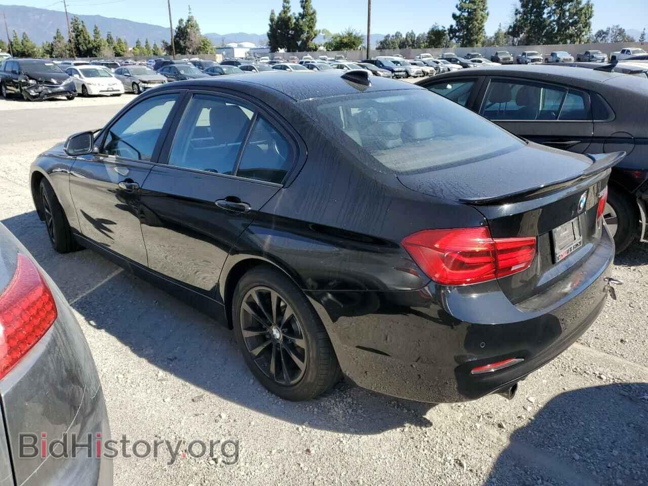 2016 BMW 3 SERIES - VIN: WBA8E1G5XGNU10164 - Фото 2