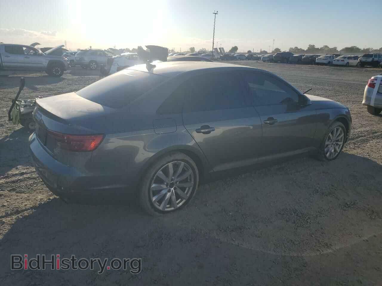 2017 AUDI A4 - VIN: WAUANAF43HN011978 - Фото 3
