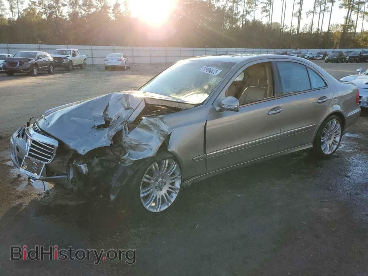 Photo WDBUF56X38B210138 - MERCEDES-BENZ E-CLASS 2008