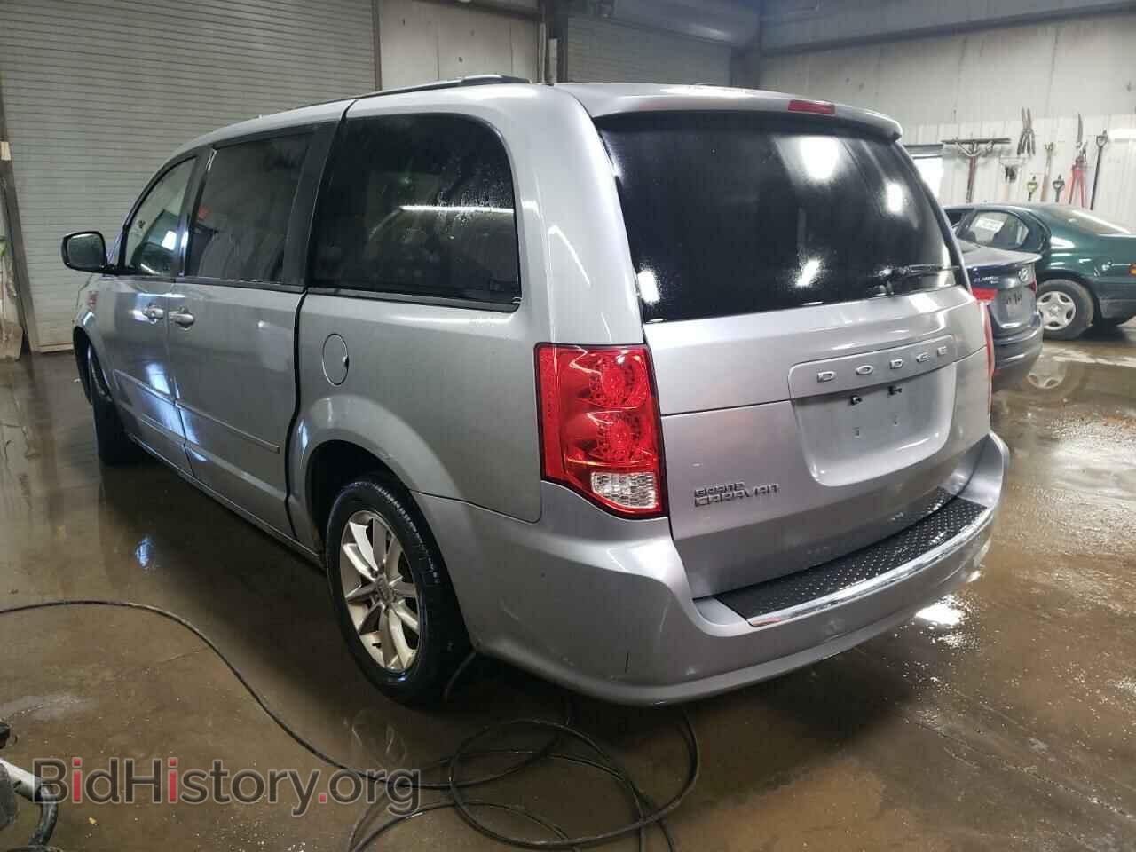 2013 DODGE CARAVAN - VIN: 2C4RDGCG3DR807119 - Фото 2