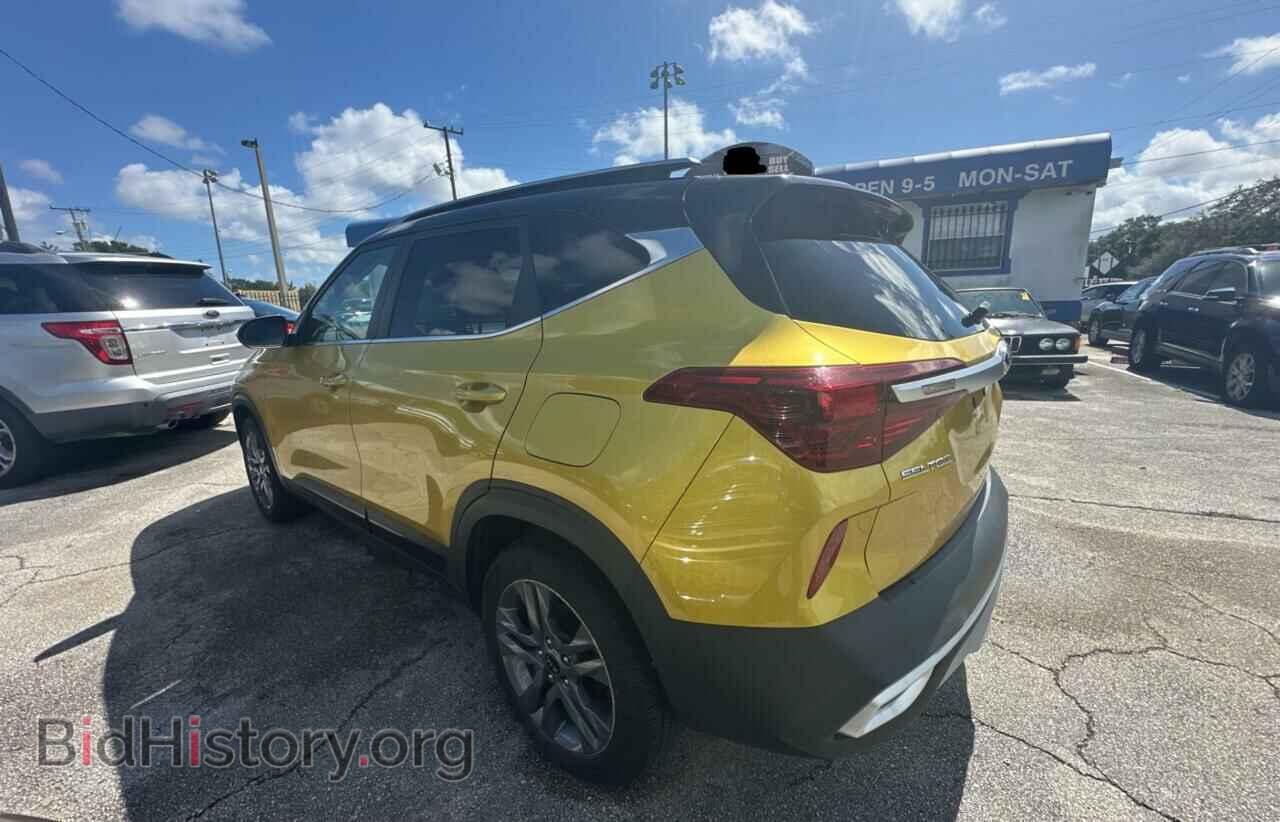 2021 KIA SELTOS - VIN: KNDEU2AA8M7116749 - Фото 3