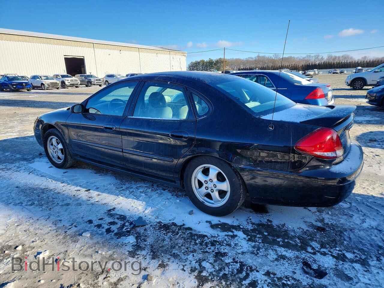 2005 FORD TAURUS - VIN: 1FAHP53255A171388 - Фото 2