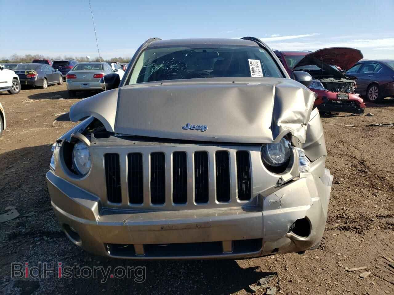 2008 JEEP COMPASS - VIN: 1J8FT47038D711221 - Photo 5