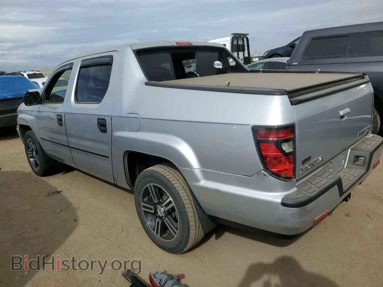 2013 HONDA RIDGELINE - VIN: 5FPYK1F71DB011353 - Фото 2