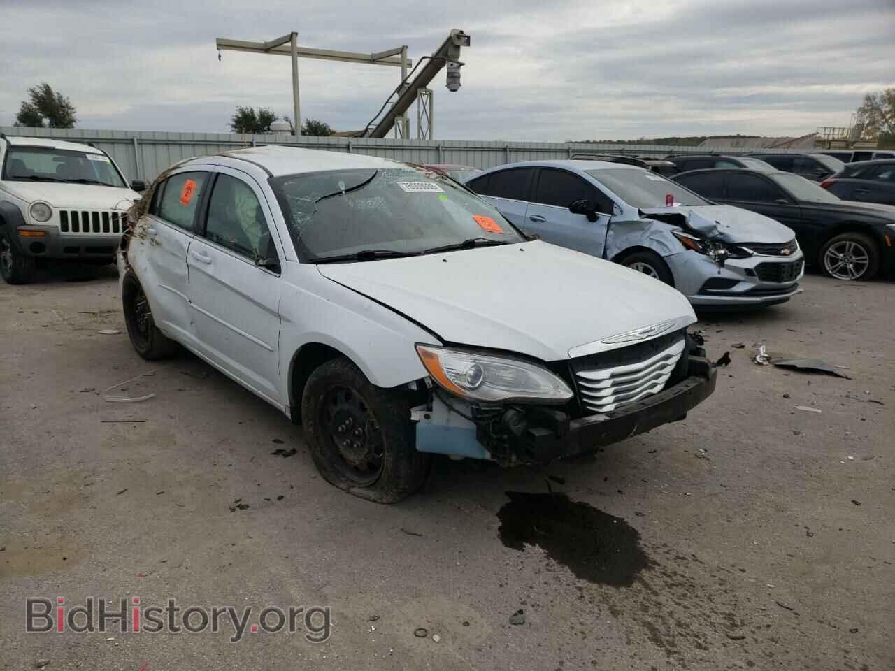 2012 CHRYSLER 200 - VIN: 1C3CCBAB1CN207668 - Photo 4