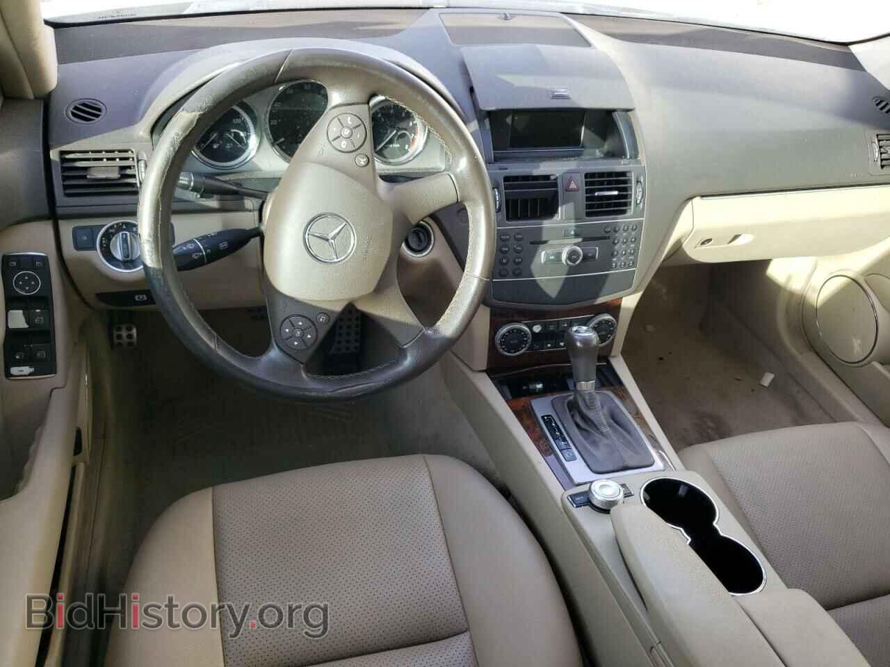 2011 MERCEDES-BENZ C-CLASS - VIN: WDDGF5EB4BA477571 - Фото 8