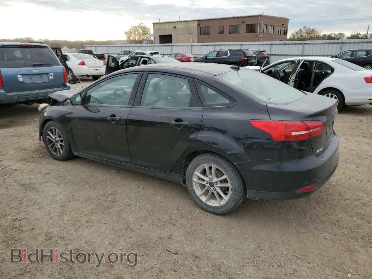2017 FORD FOCUS - VIN: 1FADP3F26HL225949 - Фото 2
