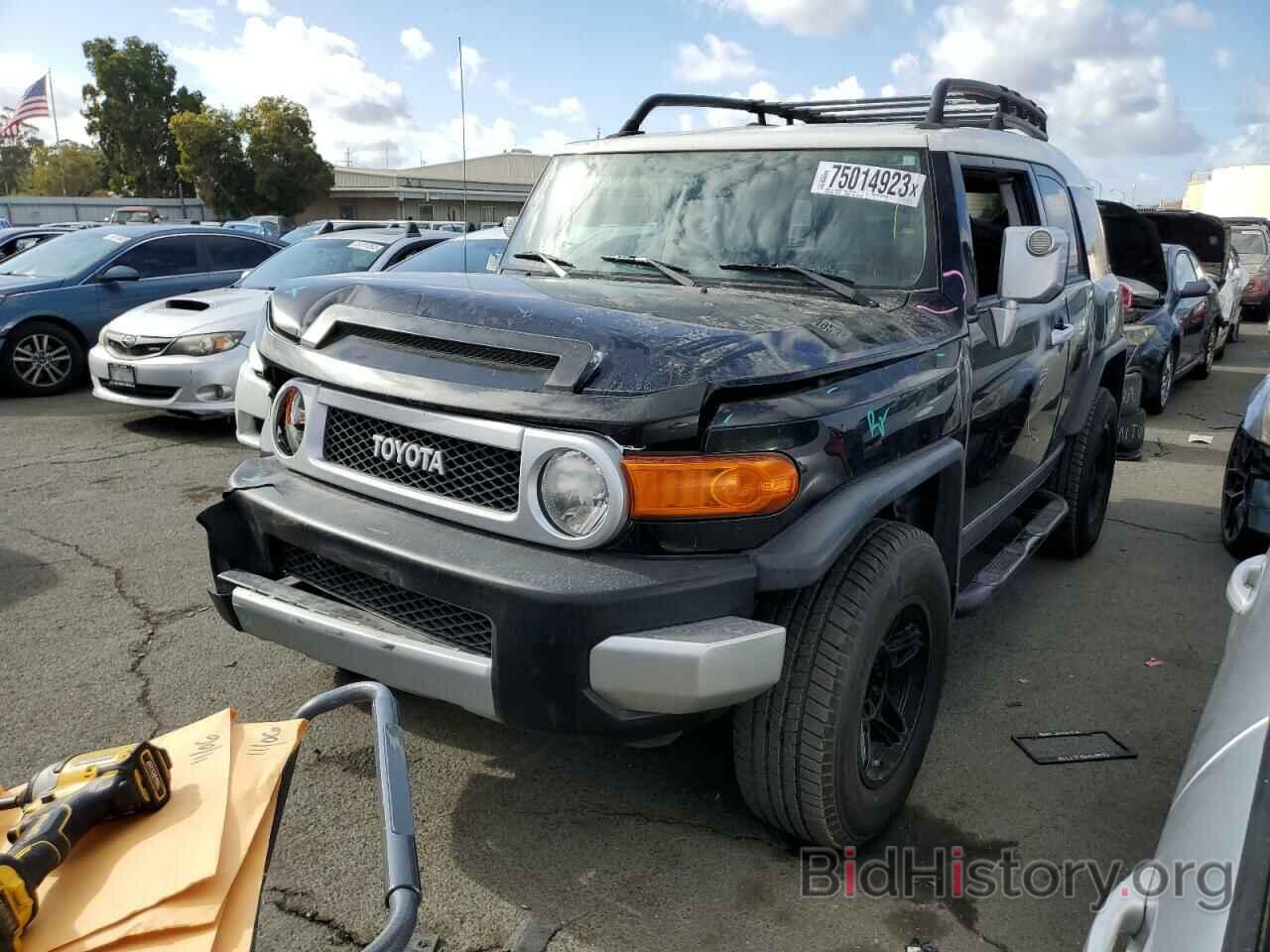 Фотография JTEBU4BF5CK129135 - TOYOTA FJ CRUISER 2012