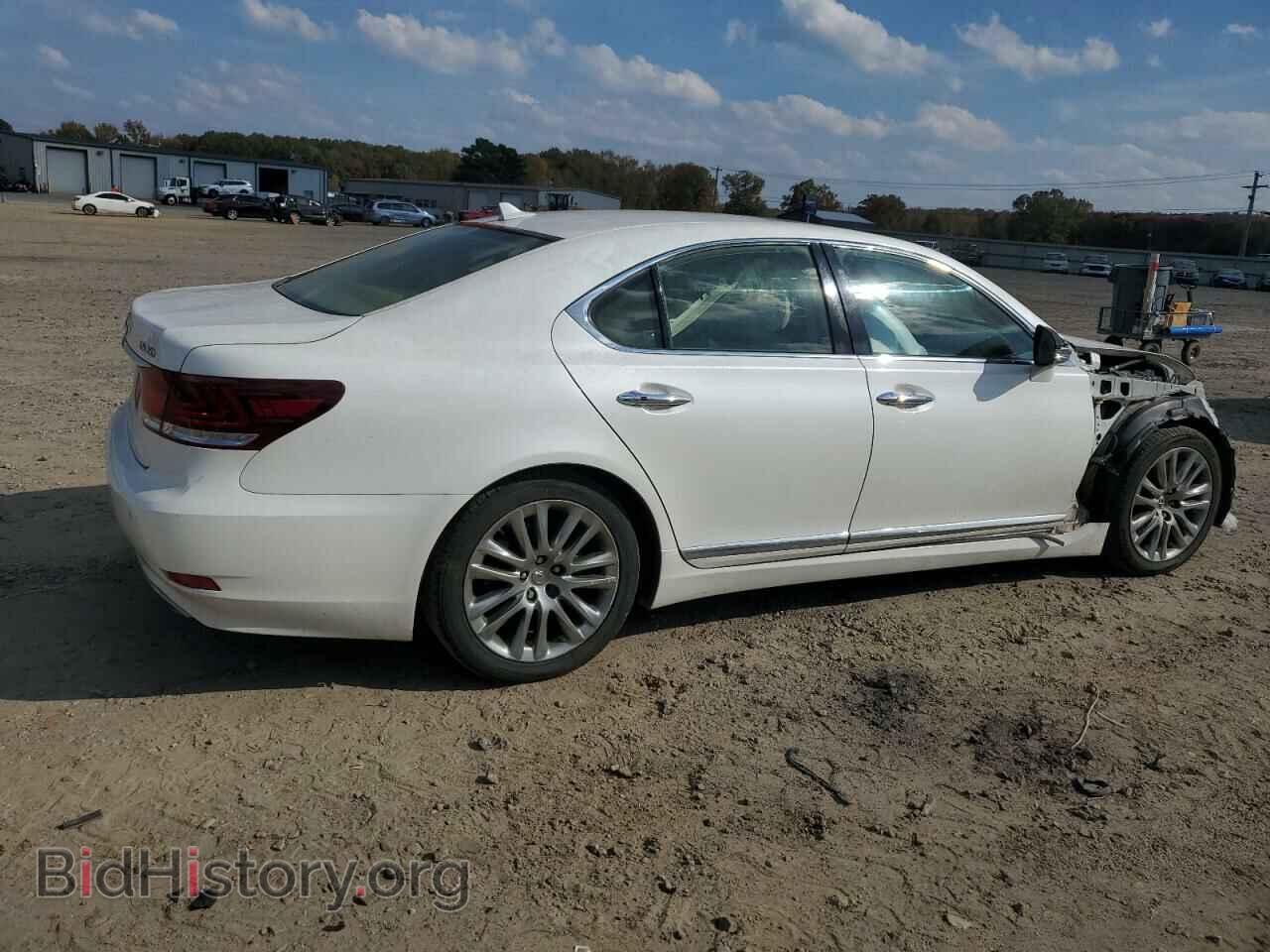 2013 LEXUS LS460 - VIN: JTHBL5EF0D5123444 - Photo 3