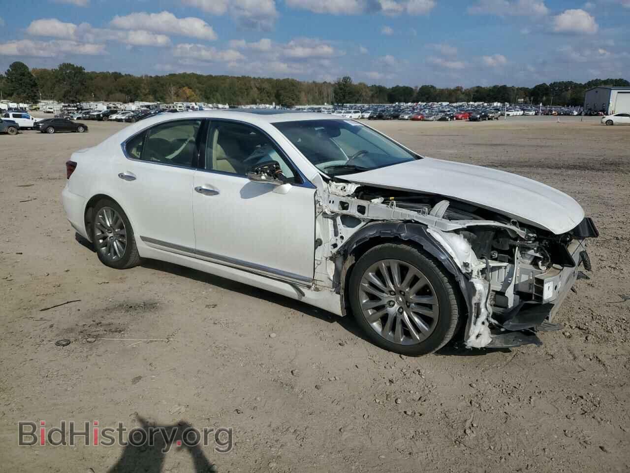 2013 LEXUS LS460 - VIN: JTHBL5EF0D5123444 - Photo 4
